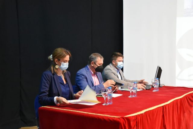 Comienza la jornada sobre la mujer como un pilar importante del mundo rural